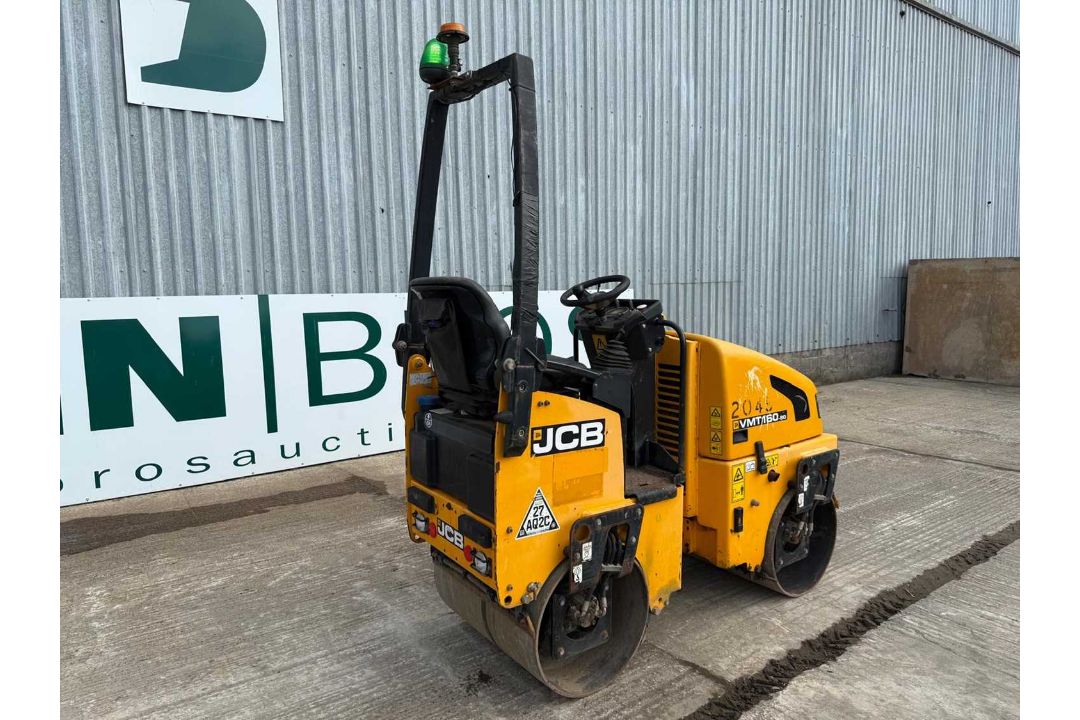 2017 JCB VMT160-80 Double Drum Vibrating Roller. Roll Bar, Work Lights. - Image 5 of 17
