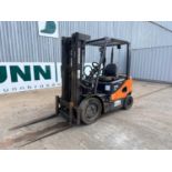 2008 Doosan FLT D25S-5, Side Shift, Warning Beacon