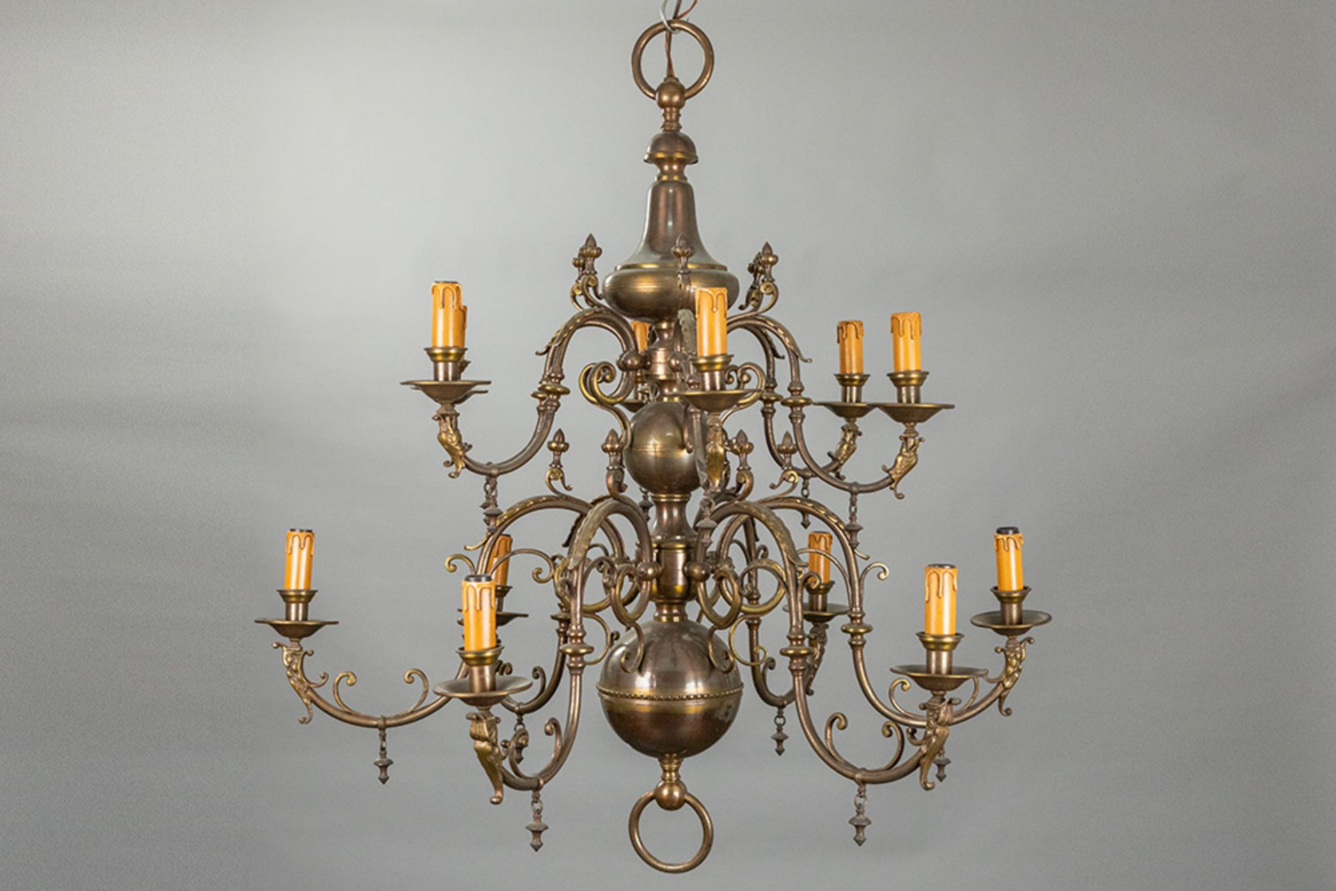 quite big Flemish Renaissance style chandelier in brassVrij grote ...