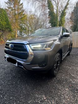 2021 TOYOTA HILUX INVINCIBLE D-4D 4WD DCB AUTOMATIC – GREY