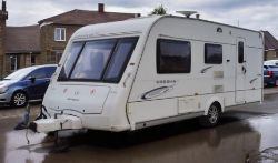 2008 TOURING CARAVAN – SIDE DINETTE / BUNKS >>--NO VAT ON HAMMER--<<