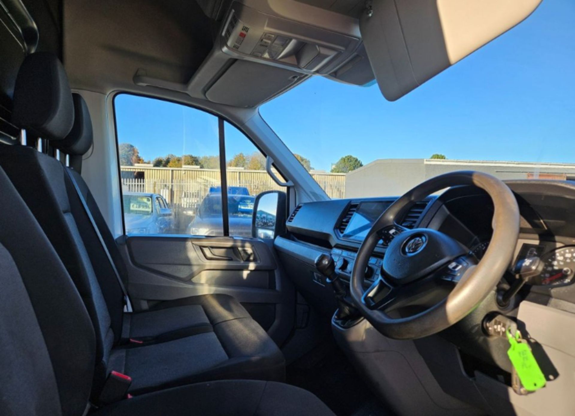 **(ONLY 95K MILEAGE)*2022 VOLKSWAGEN CRAFTER CR35 TRENDLINE TDI L3 LWB - Image 12 of 13