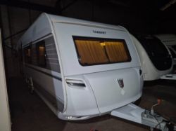 2016 TABBERT BELSIMO – FIXED BED – TWIN AXLE CARAVAN >>--NO VAT ON HAMMER--<<
