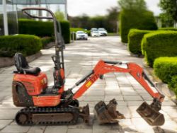2017 KUBOTA K008-3 1T MICRO EXCAVATOR / DIGGER 3,042 HOURS + QUICK HITCH & 3 BUCKETS