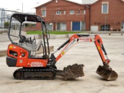 2019 KUBOTA KX015-4 1.5T MINI EXCAVATOR / DIGGER 2,206 HOURS + 4 BUCKETS