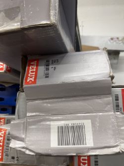 VELUX BLIND JOBLOT 18 UNITS IN TOTAL