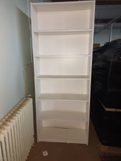 WHITE BOOKSHELF/STORAGE CUPBOARD