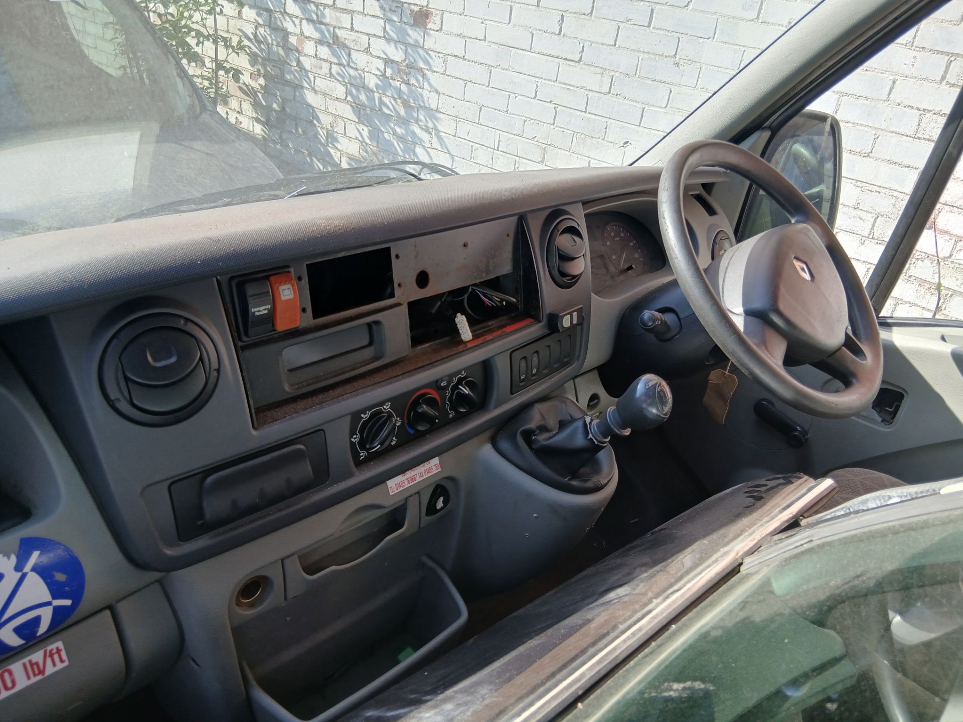 2009 RENAULT MASTER LM35 DCI 100 – PANEL VAN – 2464CC DIESEL >>--NO VAT ON HAMMER--<< - Image 8 of 10