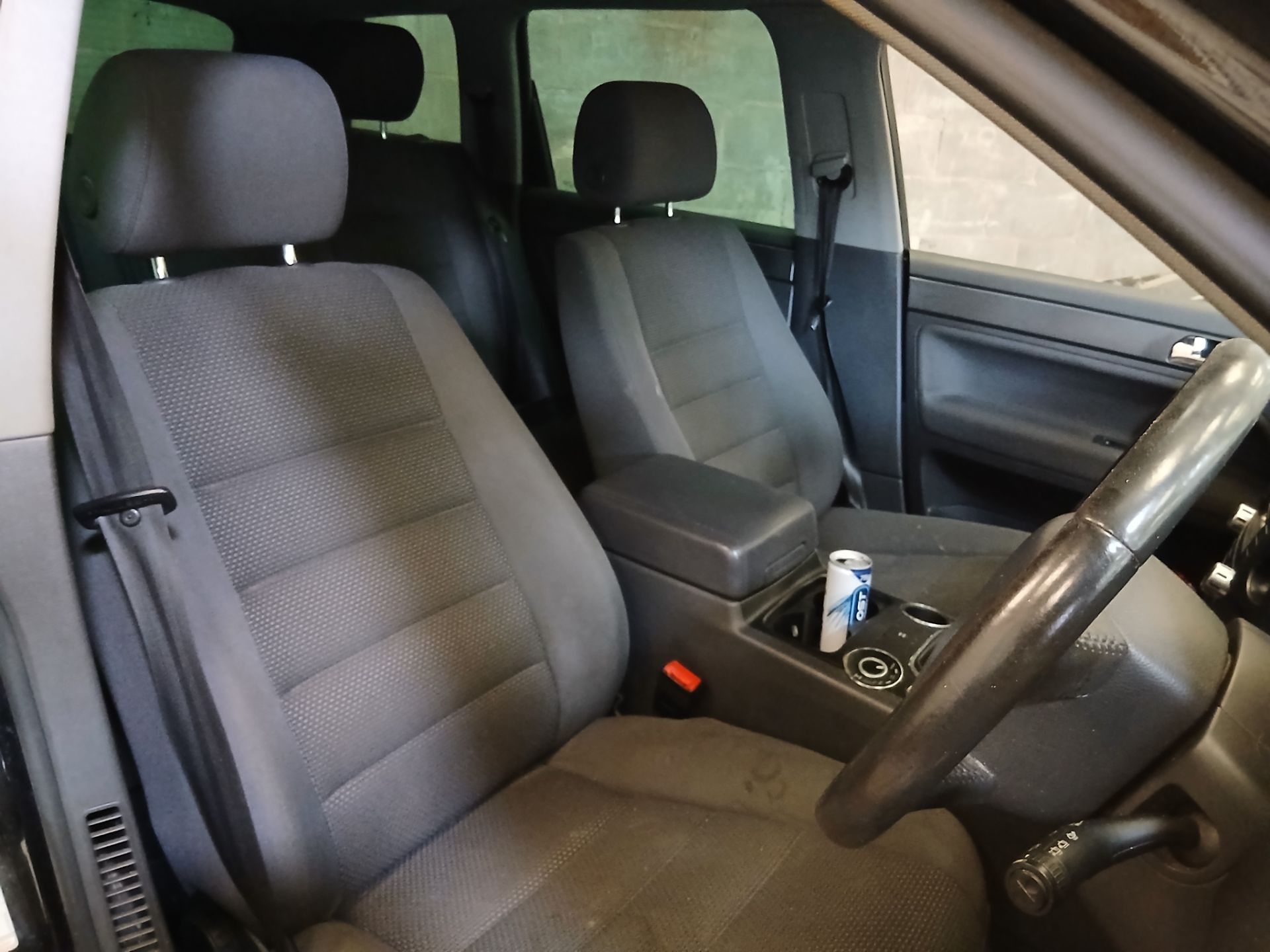 2006 VOLKSWAGEN TOUAREG TDI – 2.5 DIESEL MANUAL SUV >>--NO VAT ON HAMMER--<< - Image 7 of 12