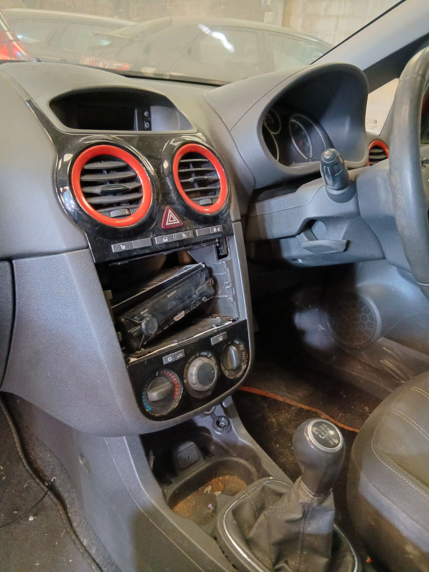 2012 VAUXHALL CORSA LIMITED EDITION CDTI EFLEX – 1.2 DIESEL >>--NO VAT ON HAMMER--<< - Image 8 of 15