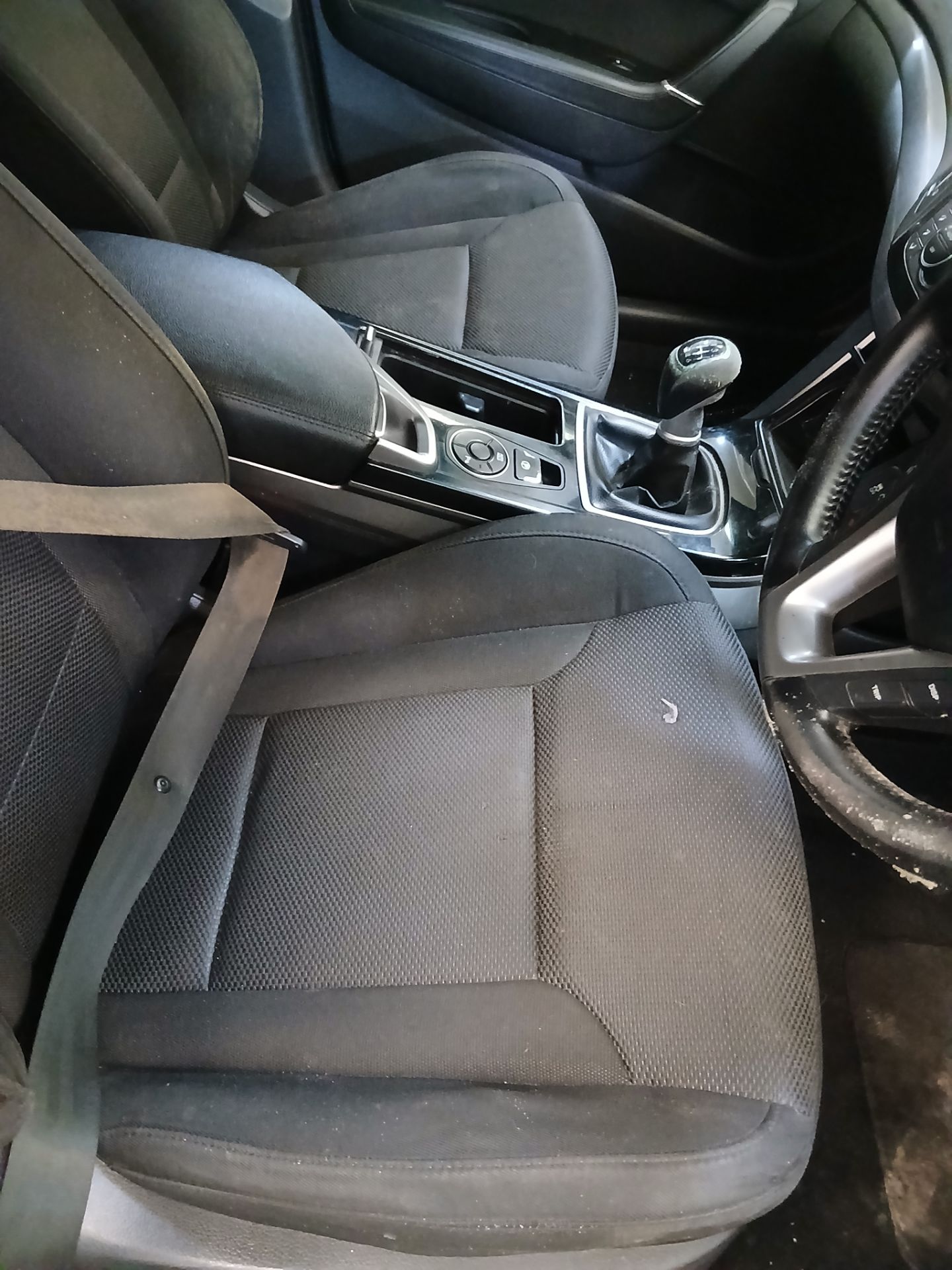 2012 HYUNDAI I40 STYLE GDI – 1.6 PETROL – MANUAL – SILVER – ESTATE >>--NO VAT ON HAMMER--<< - Image 8 of 13