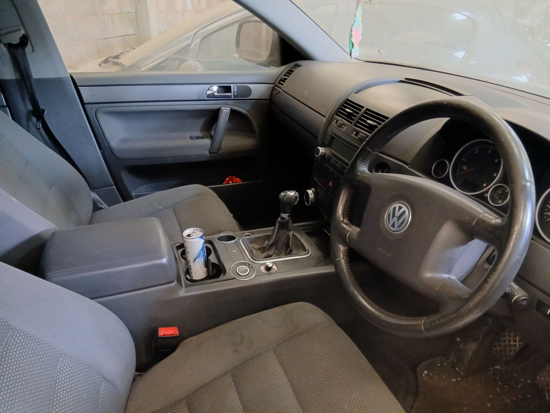 2006 VOLKSWAGEN TOUAREG TDI – 2.5 DIESEL MANUAL SUV >>--NO VAT ON HAMMER--<< - Image 5 of 12