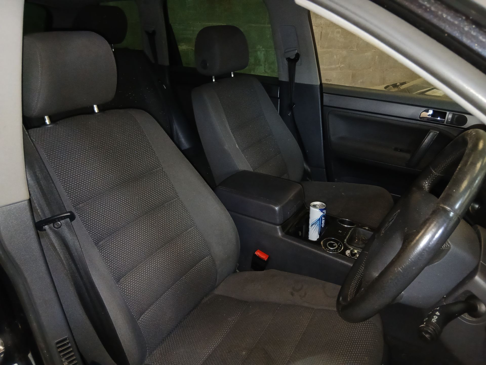 2006 VOLKSWAGEN TOUAREG TDI – 2.5 DIESEL MANUAL SUV >>--NO VAT ON HAMMER--<< - Image 11 of 12