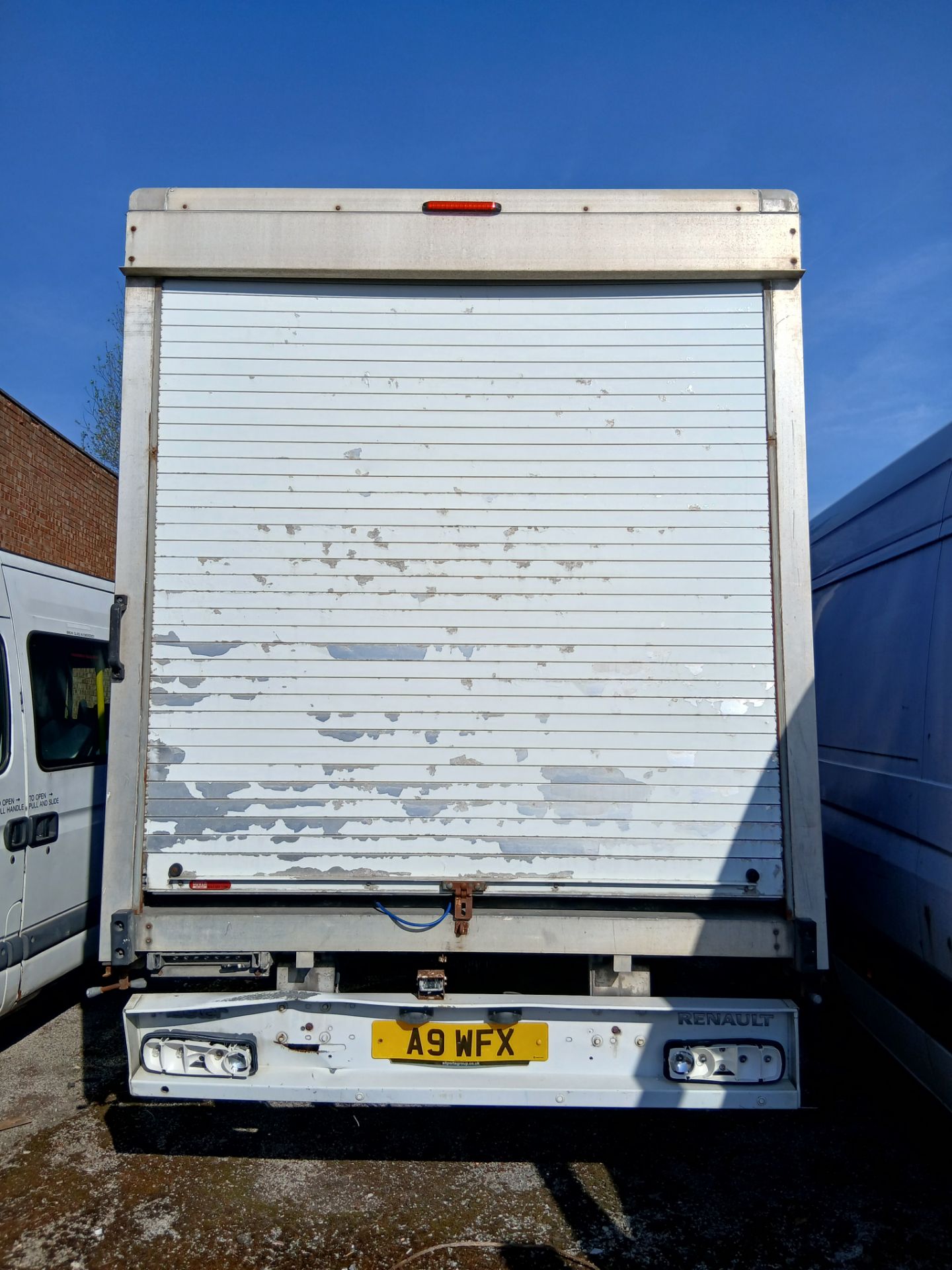 2019 RENAULT TRUCKS MASTER 35 LWB – CURTAINSIDER CAB – 2299CC DIESEL >>--NO VAT ON HAMMER--<< - Image 3 of 9