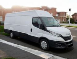 **(ONLY 118K MILEAGE)** 2022 IVECO DAILY 35S14B AUTO L3H3 2287CC HEAVY >-NO VAT ON HAMMER-<
