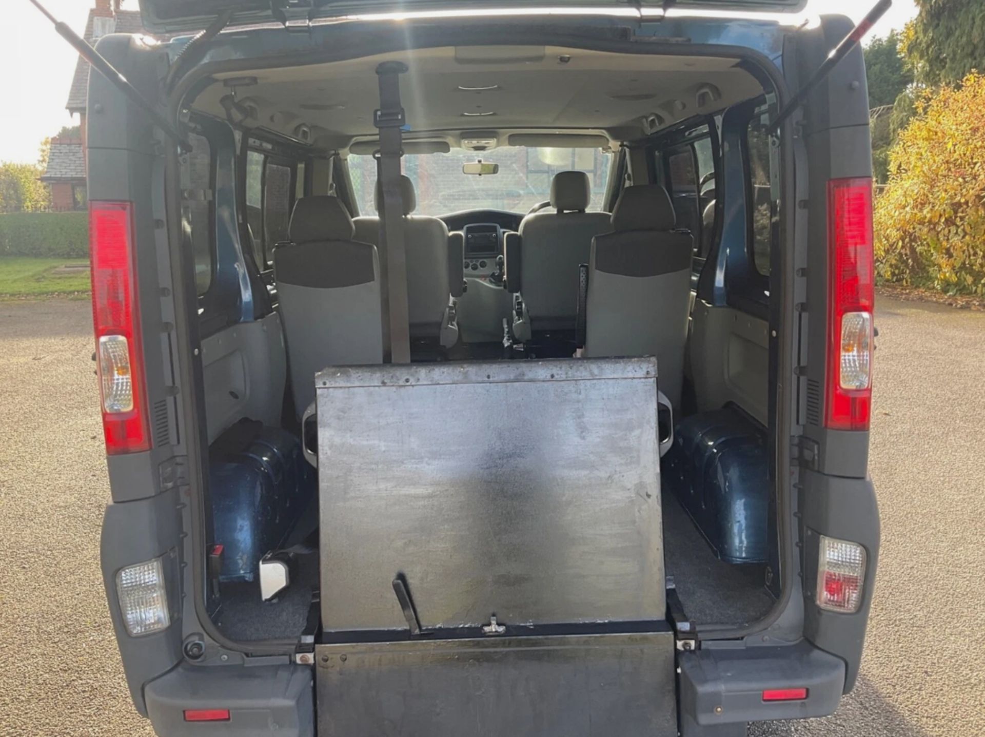 **(ONLY 79K MILEAGE)** 2014 VAUXHALL VIVARO 2900 COMBI CDTI SWB>>--NO VAT ON HAMMER--<< - Image 8 of 16