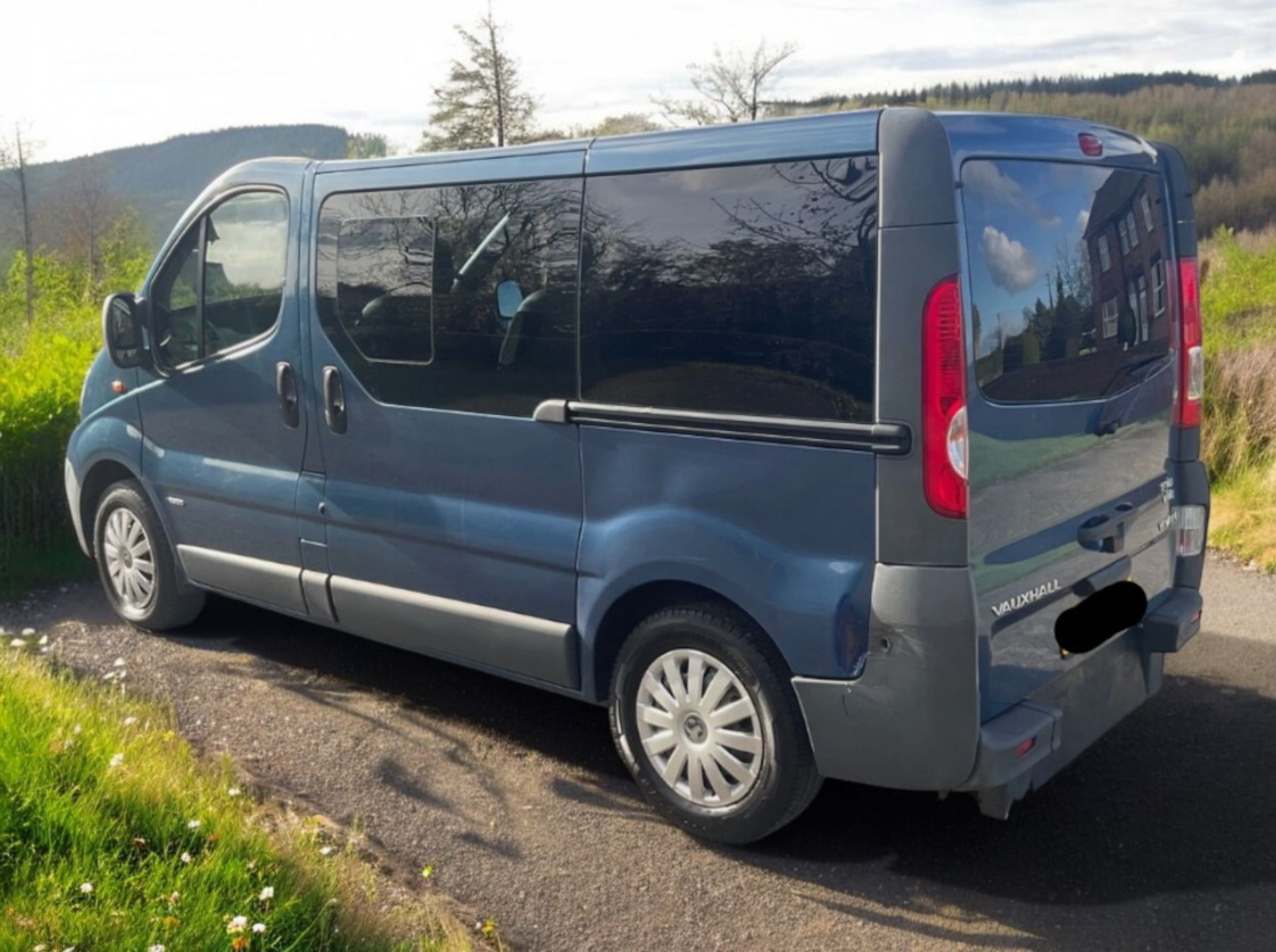 **(ONLY 79K MILEAGE)** 2014 VAUXHALL VIVARO 2900 COMBI CDTI SWB>>--NO VAT ON HAMMER--<< - Image 4 of 16