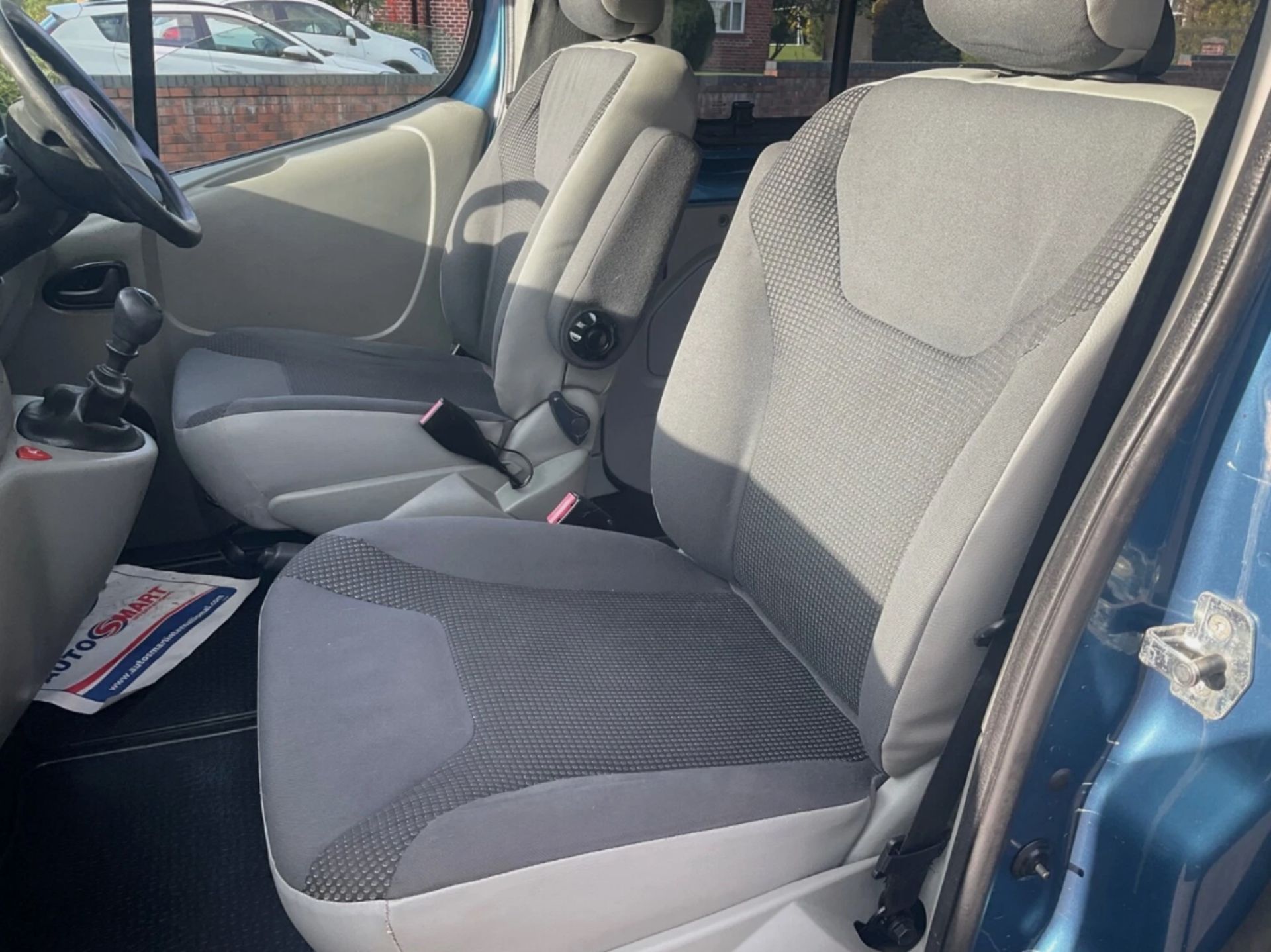 **(ONLY 79K MILEAGE)** 2014 VAUXHALL VIVARO 2900 COMBI CDTI SWB>>--NO VAT ON HAMMER--<< - Image 13 of 16