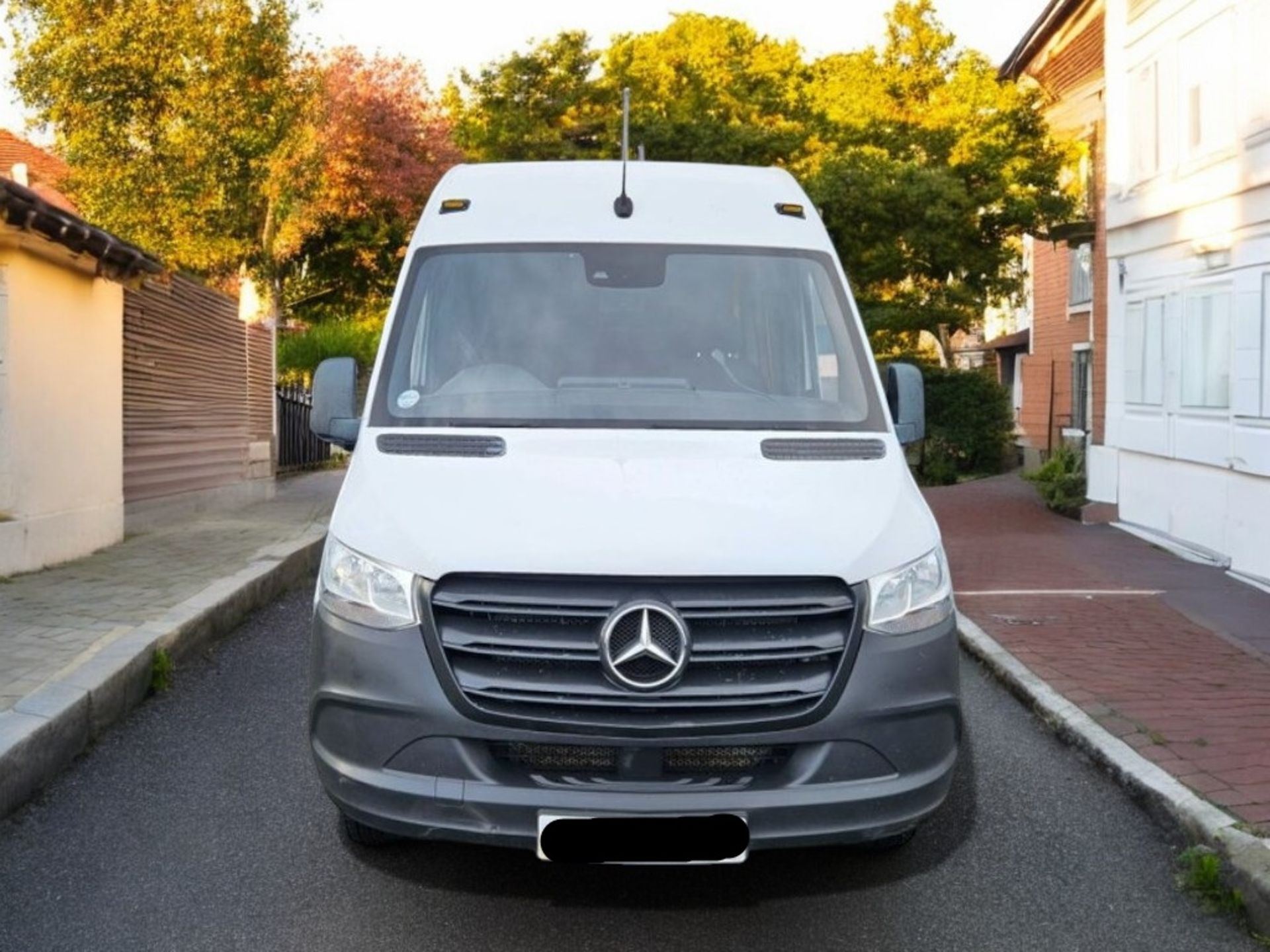 **(ONLY 88K MILEAGE)** 2019 MERCEDES-BENZ SPRINTER 516 CDI LWB CREW VAN - Image 2 of 14