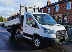 **(ONLY 46K MILEAGE)** 2020 FORD TRANSIT 350 LEADER ECOBLUE 1996CC MANUAL CHASSIS CAB WHITE