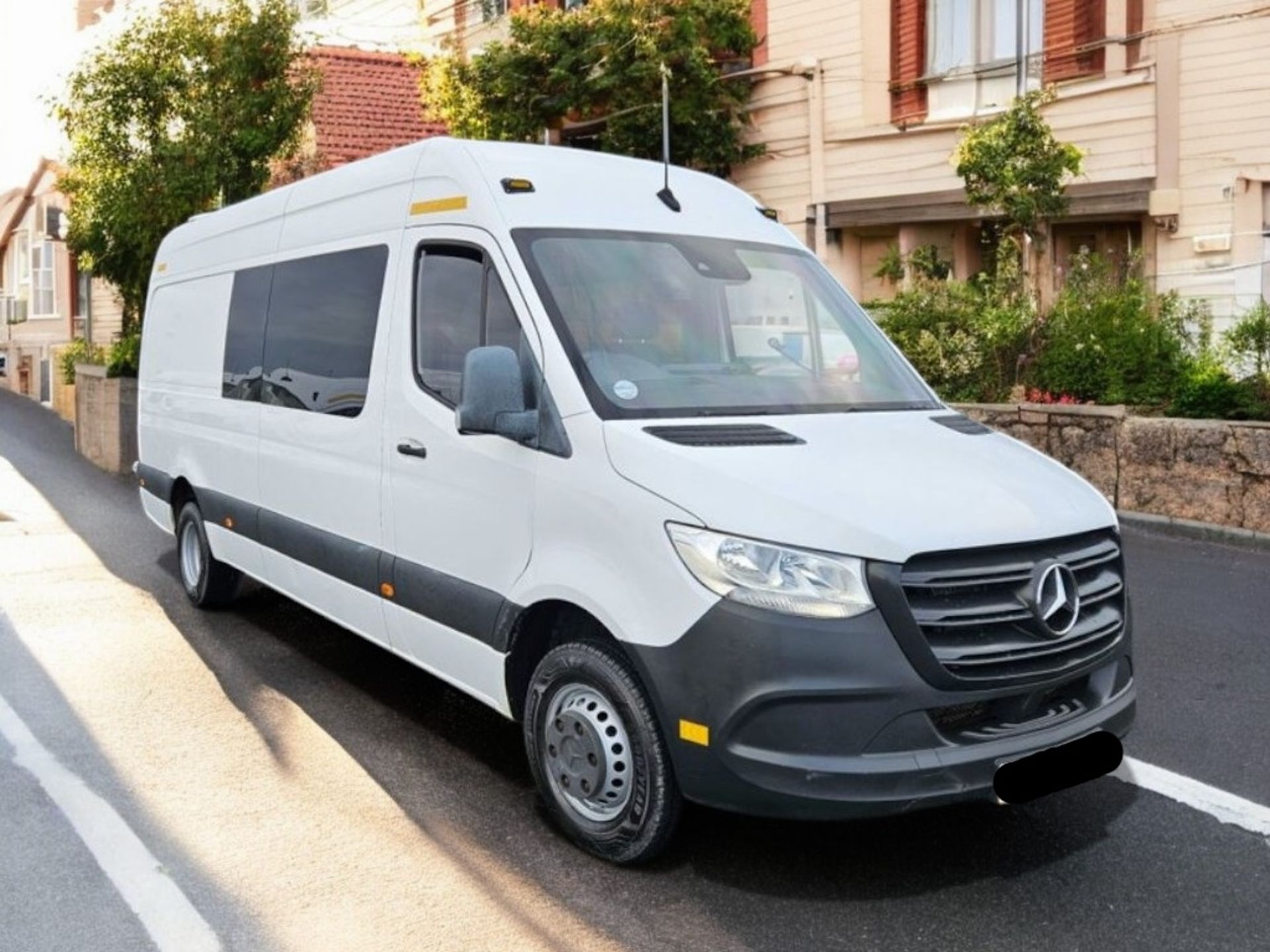 **(ONLY 88K MILEAGE)** 2019 MERCEDES-BENZ SPRINTER 516 CDI LWB CREW VAN - Image 9 of 14