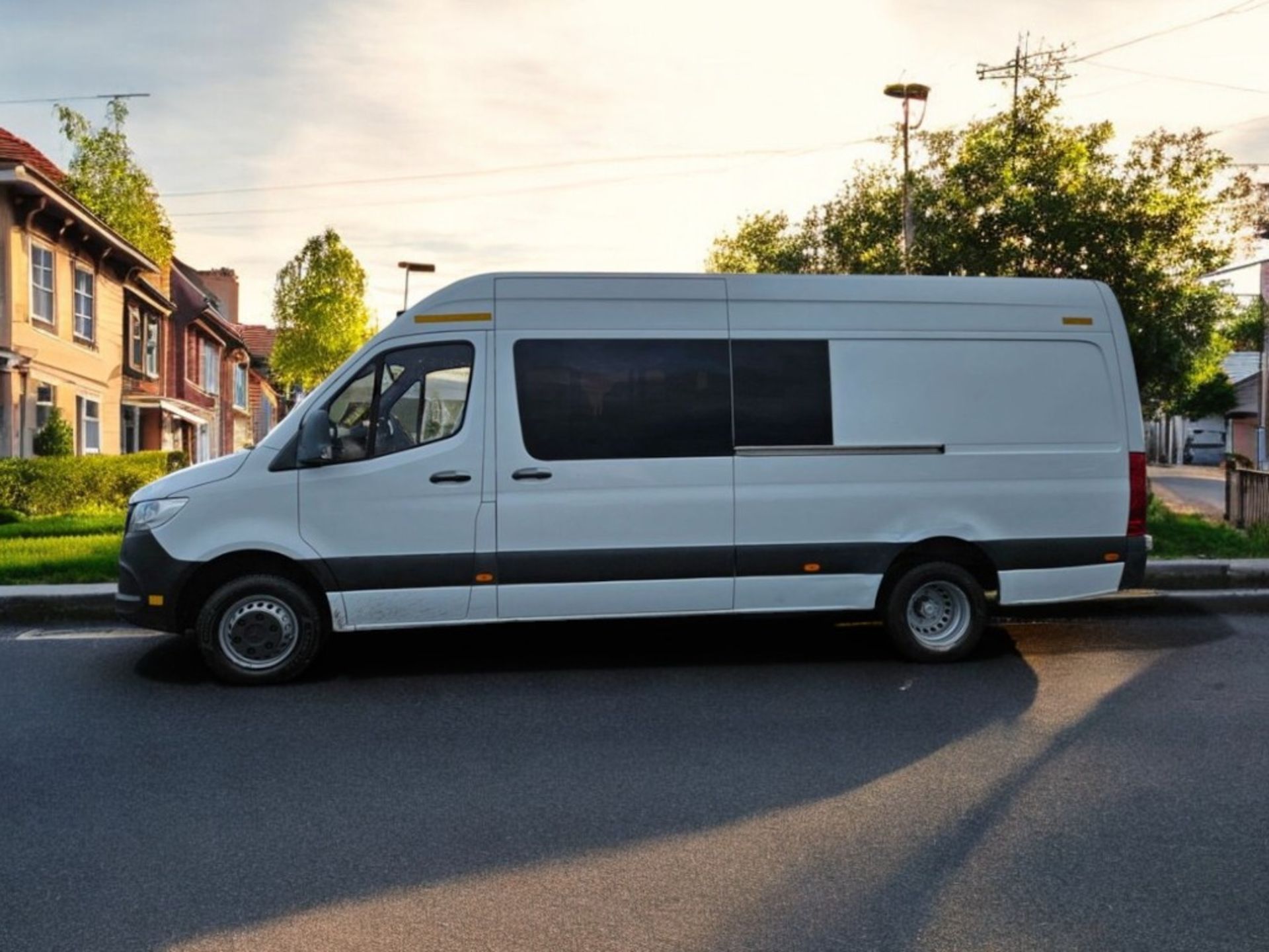 **(ONLY 88K MILEAGE)** 2019 MERCEDES-BENZ SPRINTER 516 CDI LWB CREW VAN - Image 4 of 14