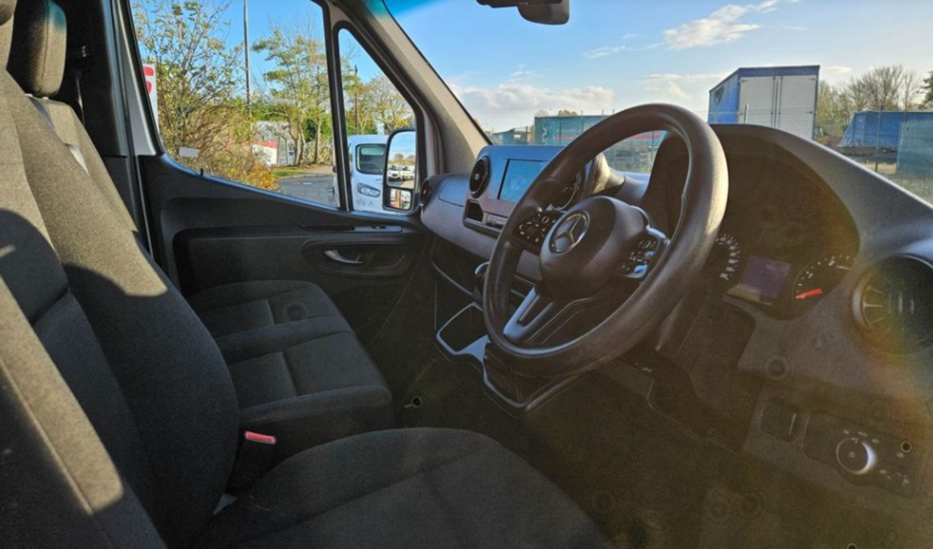 **(ONLY 76K MILEAGE)** 2020 MERCEDES-BENZ SPRINTER 315 PROGRESSIVE CDI MWB PANEL VAN – DIESEL - Image 12 of 13