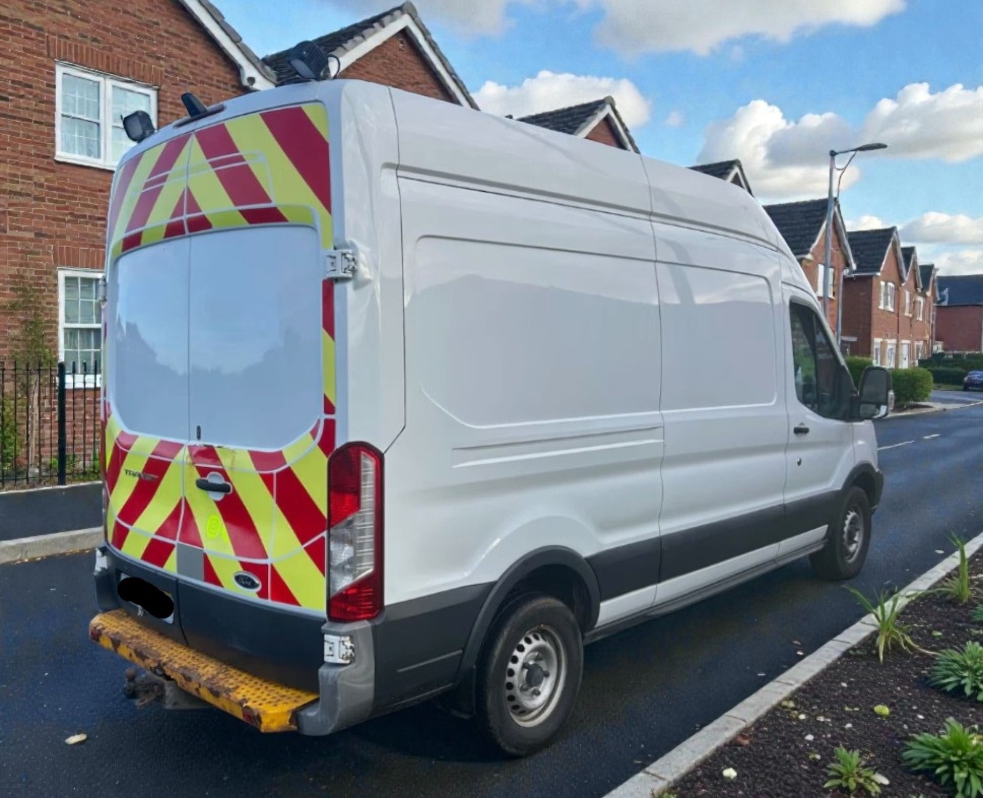 2018 FORD TRANSIT T350 2.0 TDCI ECOBLUE L3H2 PANEL VAN | MANUAL | DIESEL - Image 6 of 13
