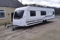 2024 LMC 685 VIP EXQUISIT CARAVAN – 5 BERTH >>--NO VAT ON HAMMER--<<