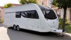 2021 TOURING CARAVAN – SOLAR PANEL >>--NO VAT ON HAMMER--<<