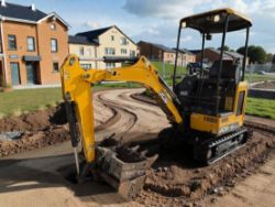 2018 JCB 18Z-1 – 1.8T MINI EXCAVATOR / DIGGER + 3 BUCKETS