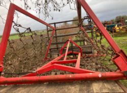 16FT FOLDING CHAIN HARROWS