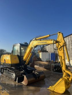 HYUNDAI 55-7 – 6 TON EXCAVATOR
