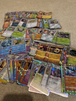 POKEMON CARDS - LOT OF X170 HOLO POKEMON CARDS