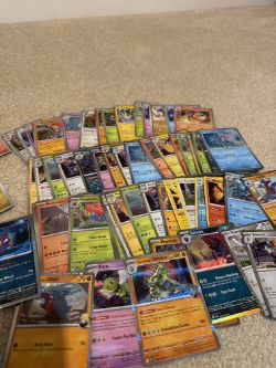 POKEMON CARDS - LOT OF HOLO AND REV HOLOS X87 CARDS