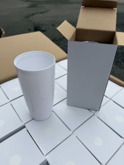* 2 FULL PALLETS * 1008 WHITE 700ML SOLID REUSABLE CUPS
