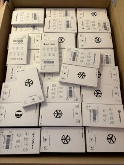 PALLET OF BRAND NEW PHONE CASES MIXED MODELS 3250 PIECES COLLECTION ONLY