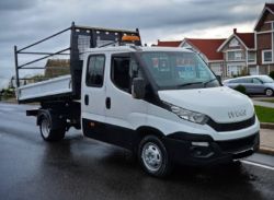 **(ONLY 87K MILEAGE)** 2016 IVECO DAILY 35C13 – CREW CAB TIPPER