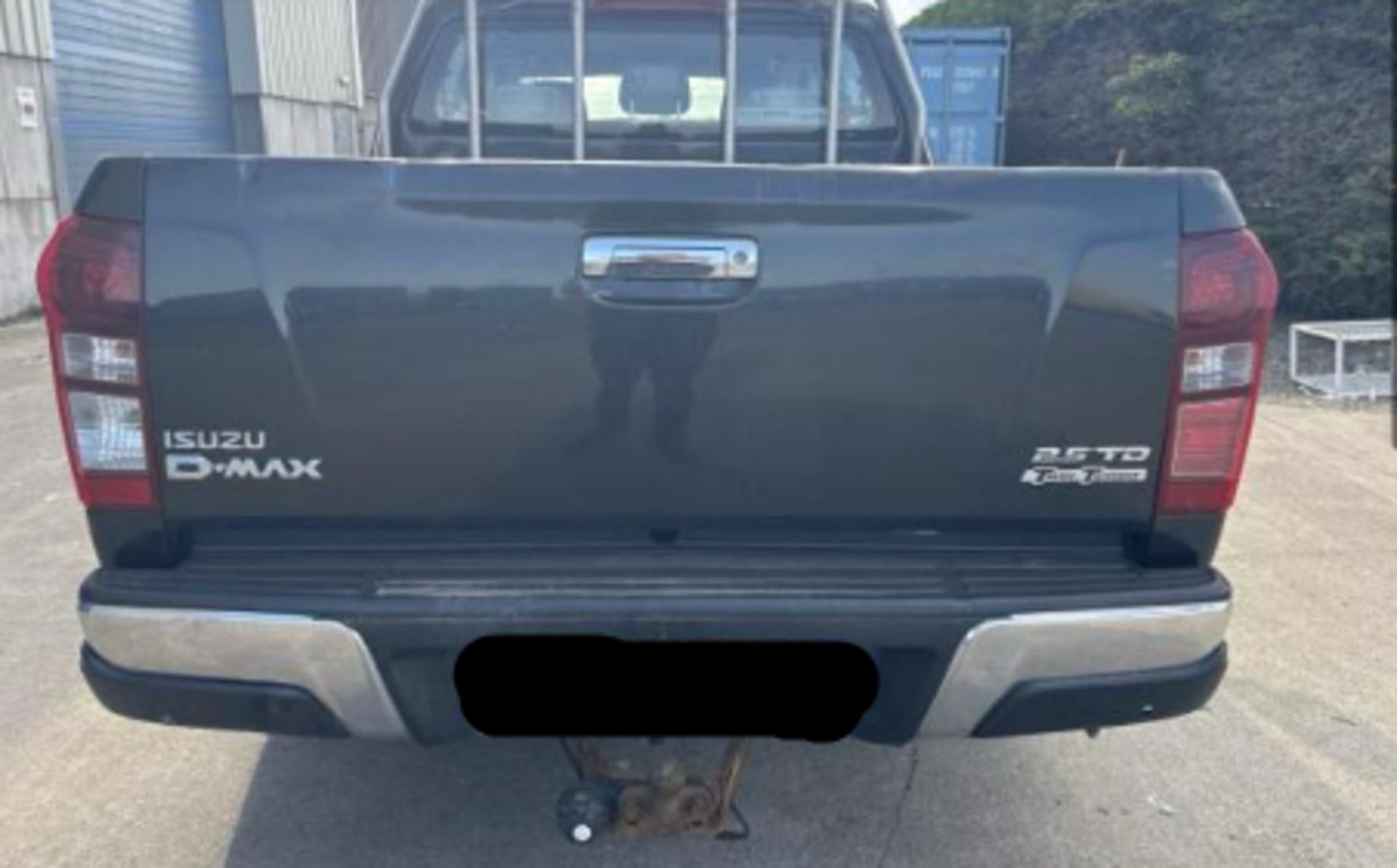 ISUZU D-MAX UTAH DOUBLE CAB 2.5 DIESEL PICKUP - Image 7 of 13