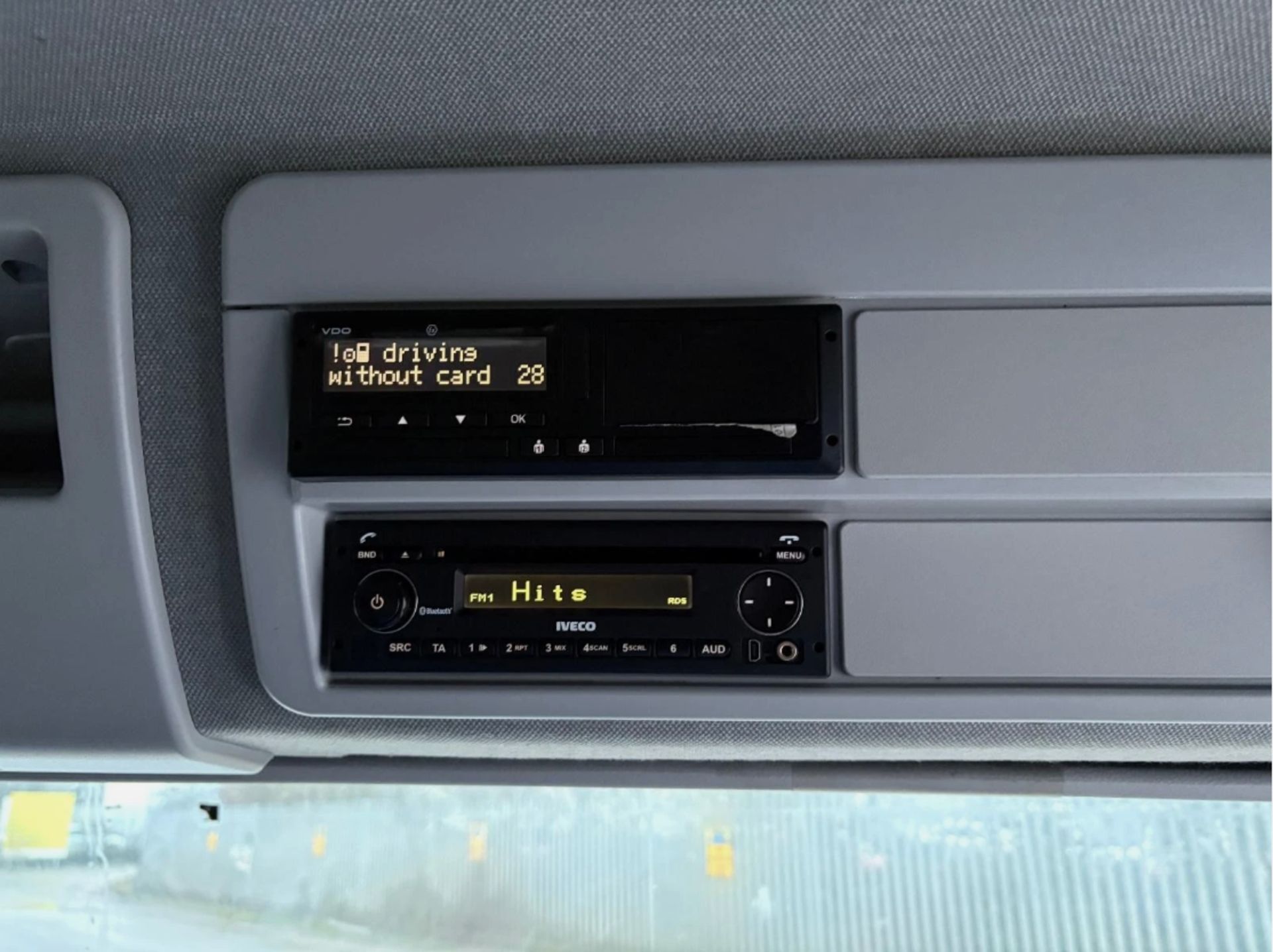2018 IVECO EUROCARGO 75E16S S-A MANUAL, 7.5T, WHITE - Image 16 of 18