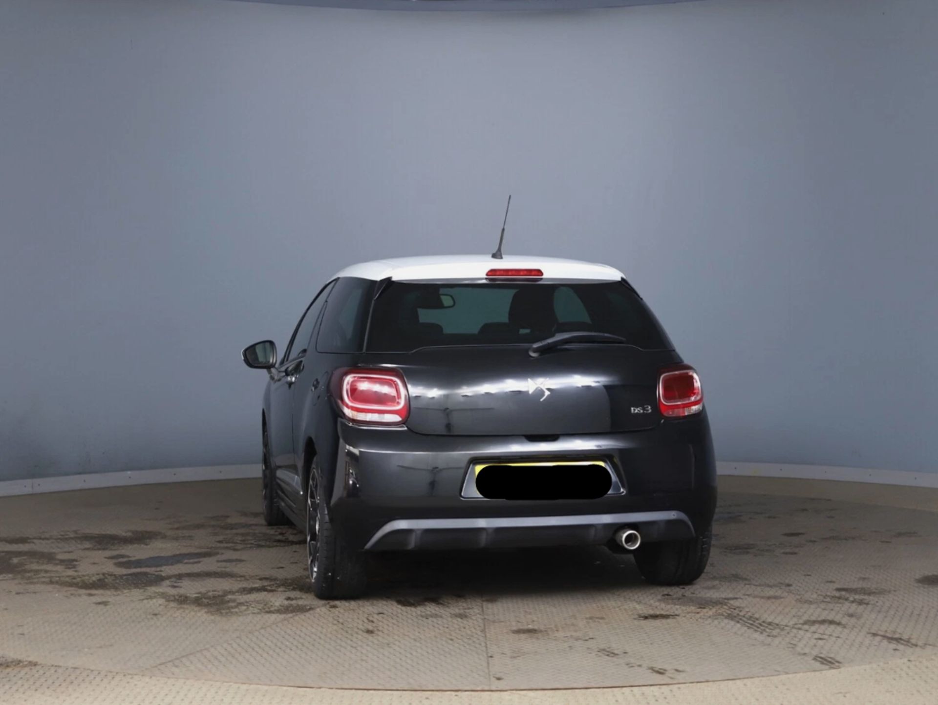 **(ONLY 53K MILEAGE)** 2016 CITROëN DS3 ELEGANCE BLUEHDI – EURO 6 - Image 7 of 12
