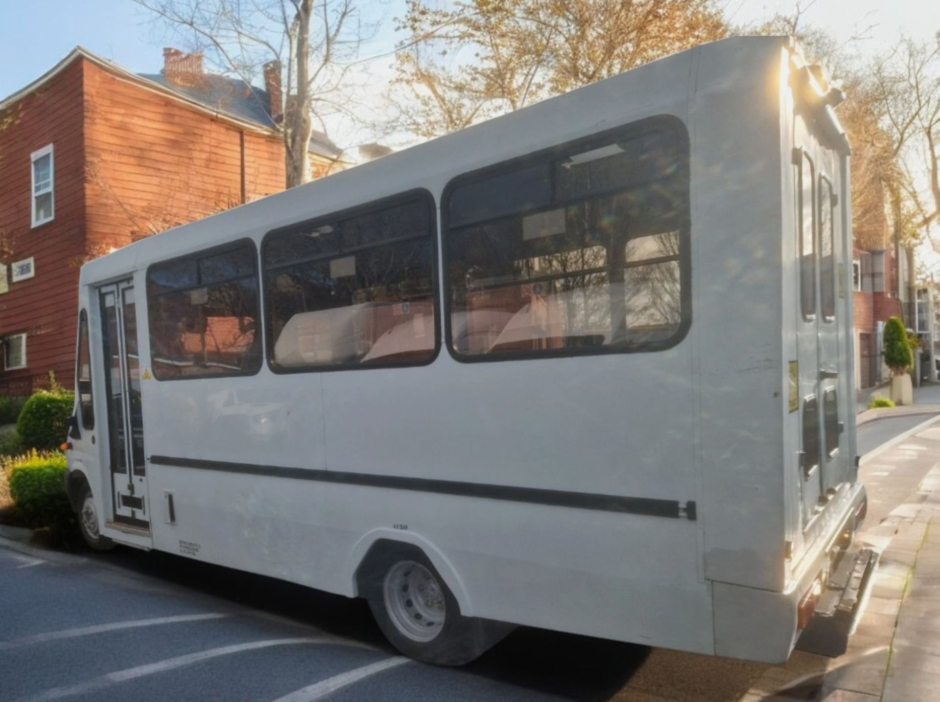2009 FORD TRANSIT 140 T460 RWD SCHOOL BUS / MINIBUS >>--NO VAT ON HAMMER--<< - Image 8 of 18