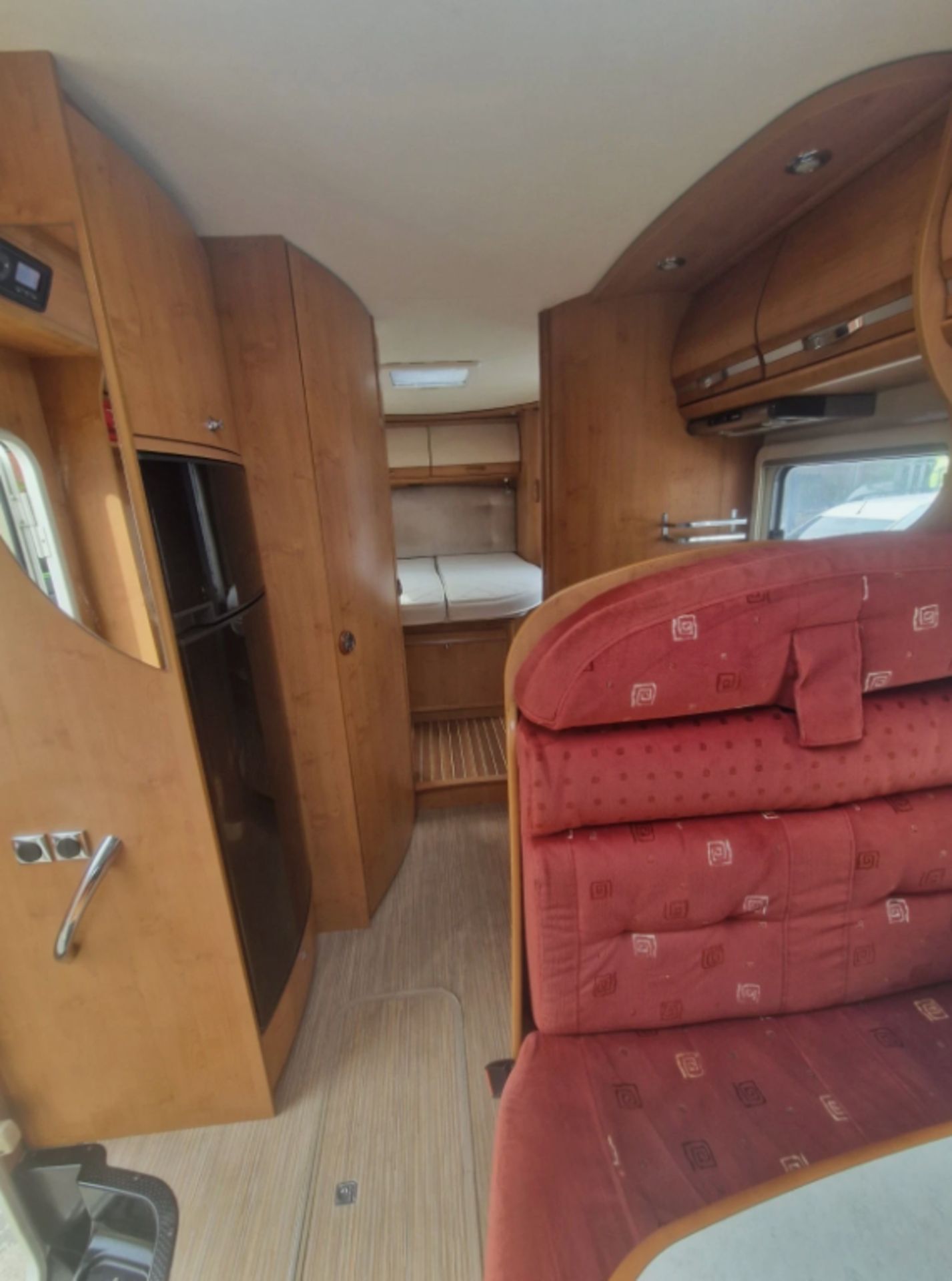2011 RAPIDO LE RANDONNEUR 9090DF 4-BERTH FIXED ISLAND BED >>--NO VAT ON HAMMER--<< - Image 23 of 23