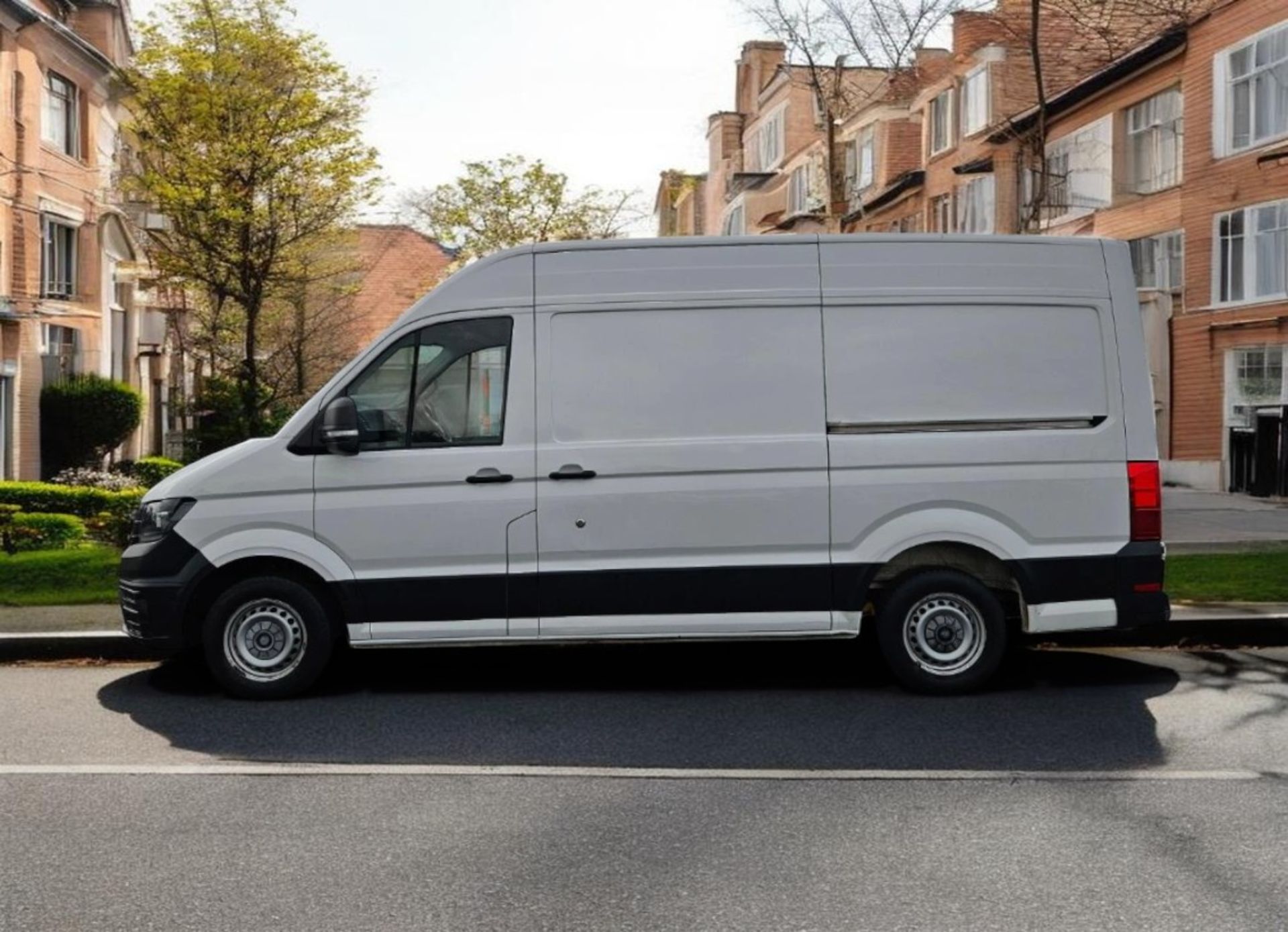 **(ONLY 71K MILEAGE)** 2023 (73 PLATE) VOLKSWAGEN CRAFTER C35 STARTLINE 140 BHP MWB - Image 5 of 12
