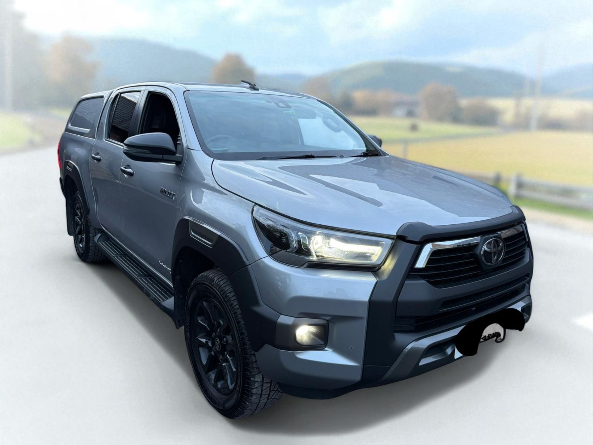 **(ONLY 92K MILEAGE)** 2021 TOYOTA HILUX INVINCIBLE X 2.8 D-4D 4WD DCB PICKUP – 6-SPEED MANUAL, - Image 7 of 16