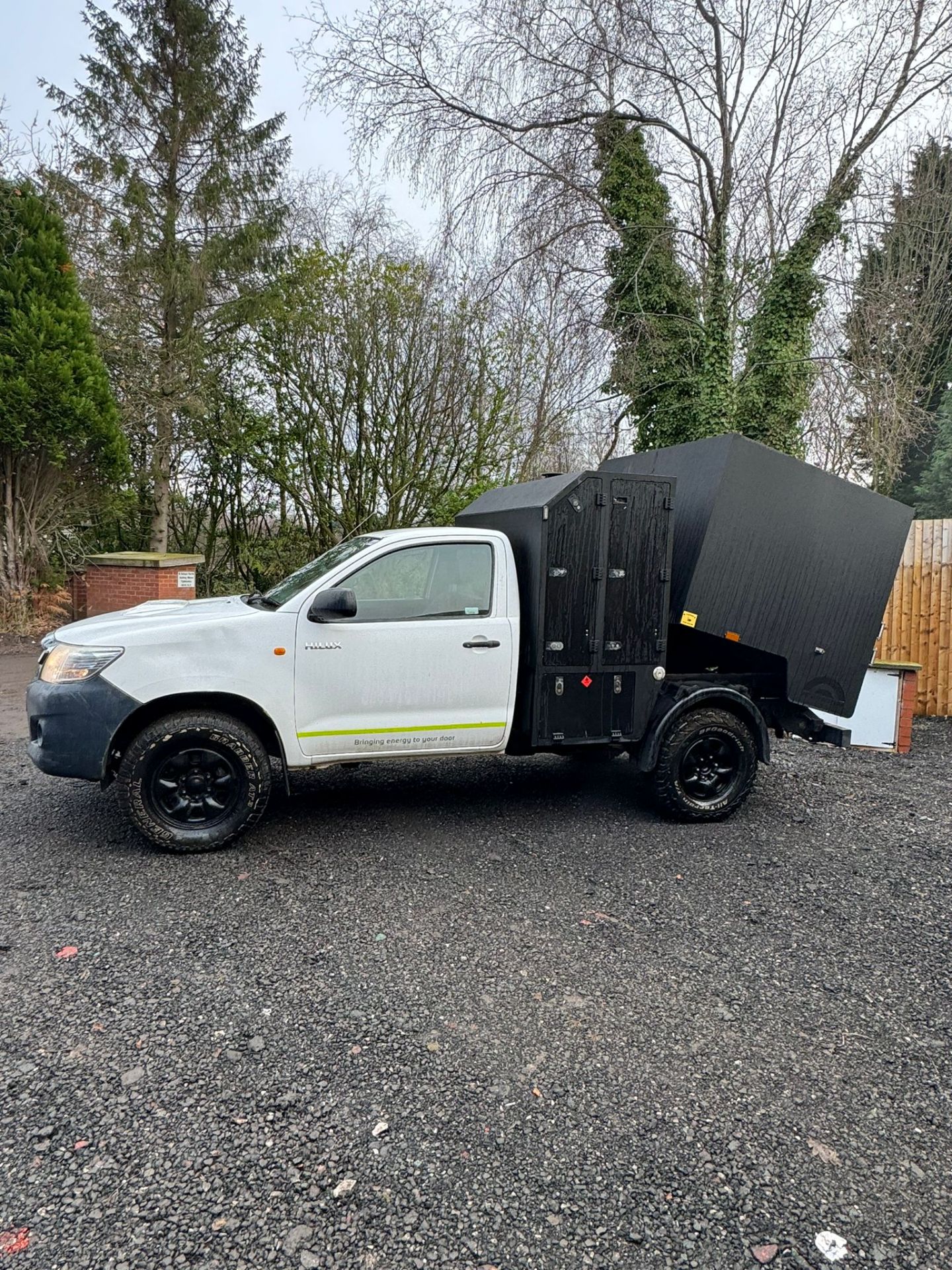 2014 TOYOTA HILUX ACTIVE D-4D 4X4 S/C TIPPER - Image 8 of 22