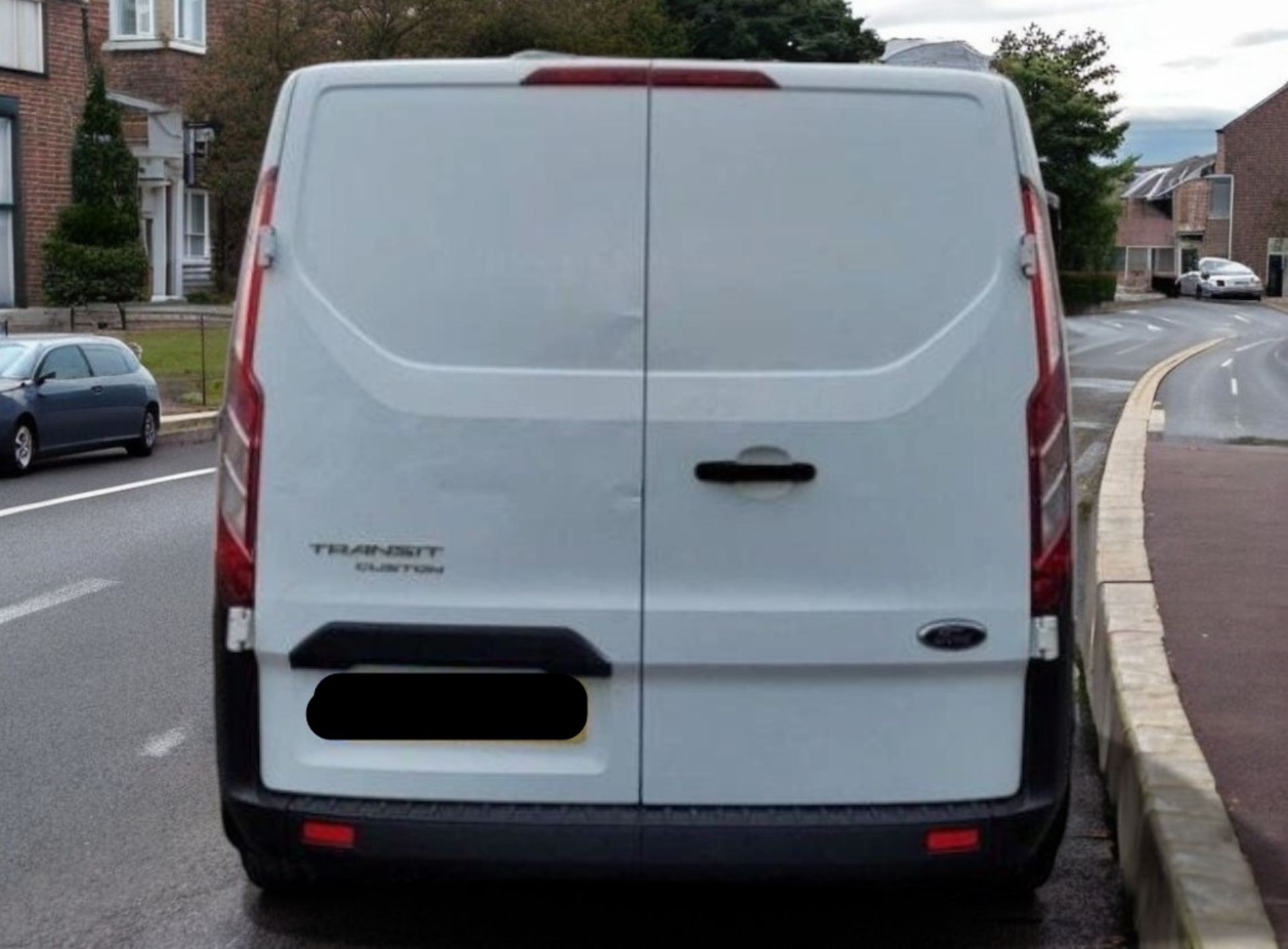 2017 FORD TRANSIT CUSTOM 270 TDCI L1HI SWB VAN >>--NO VAT ON HAMMER--<< - Image 8 of 13