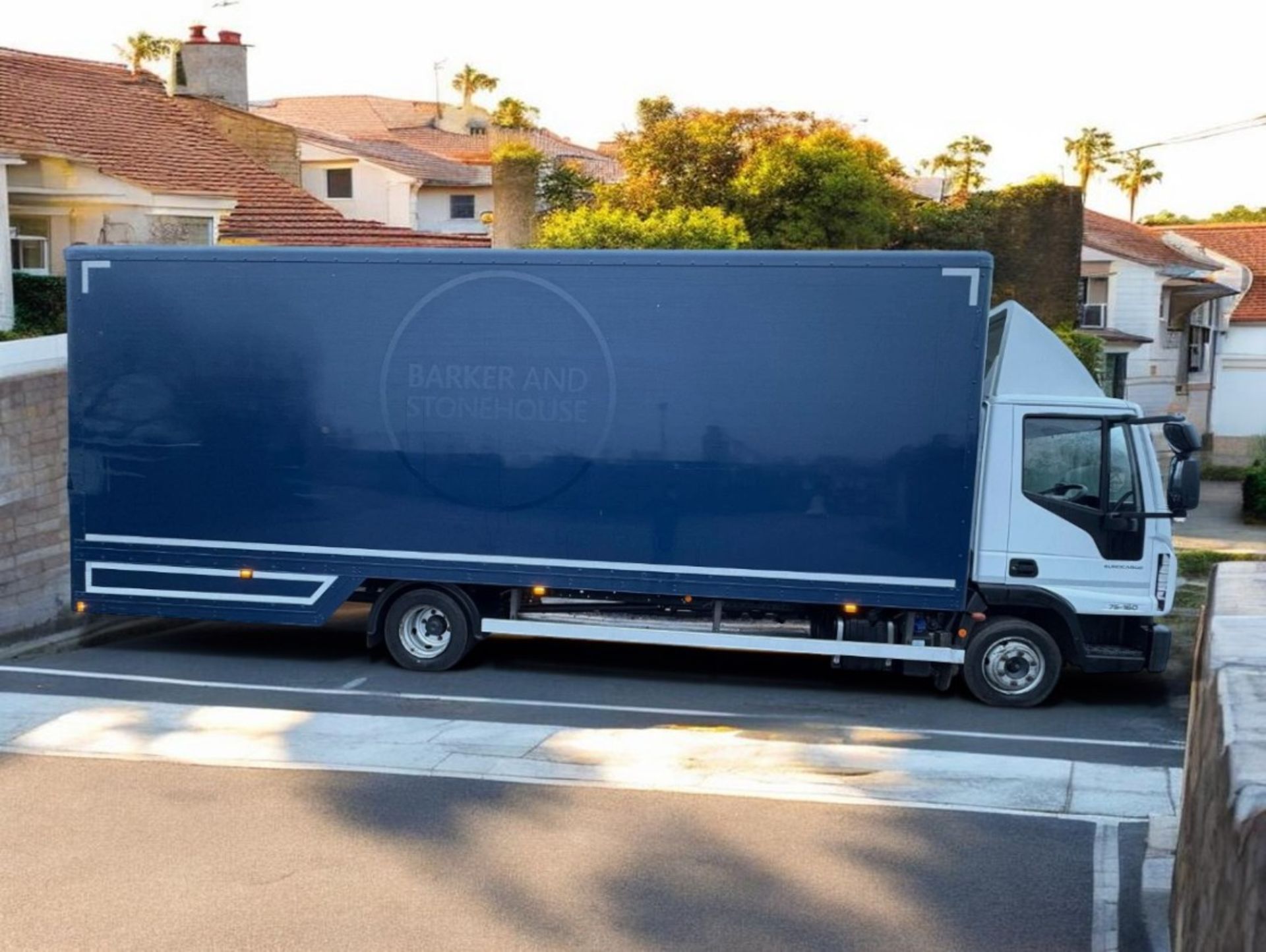 2018 IVECO EUROCARGO 75E16S S-A MANUAL, 7.5T, WHITE - Image 2 of 18