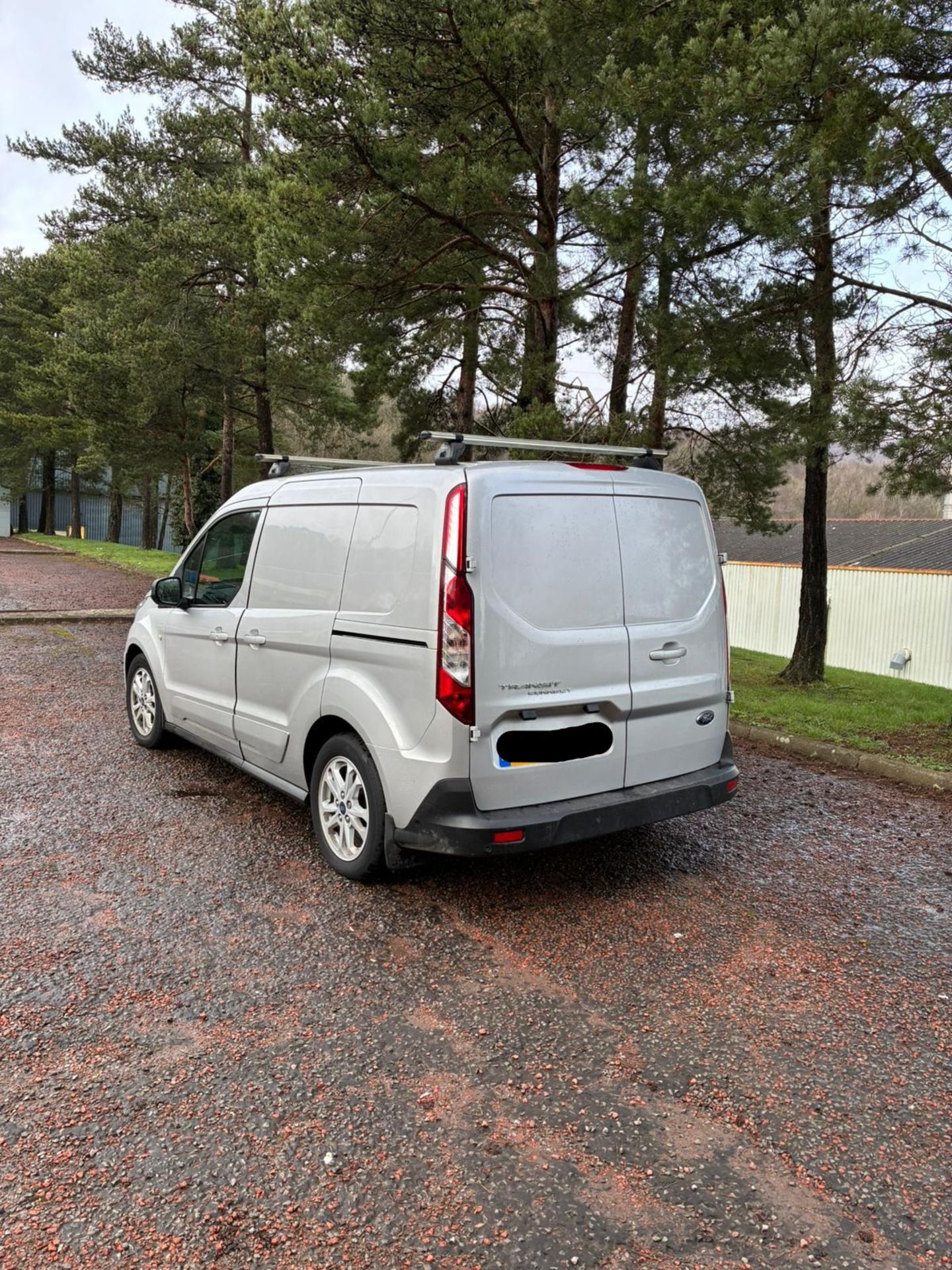 2019 FORD TRANSIT CONNECT 200 LTD TDCI L1H1 1499CC MANUAL PANEL VAN IN SILVER - Image 9 of 10