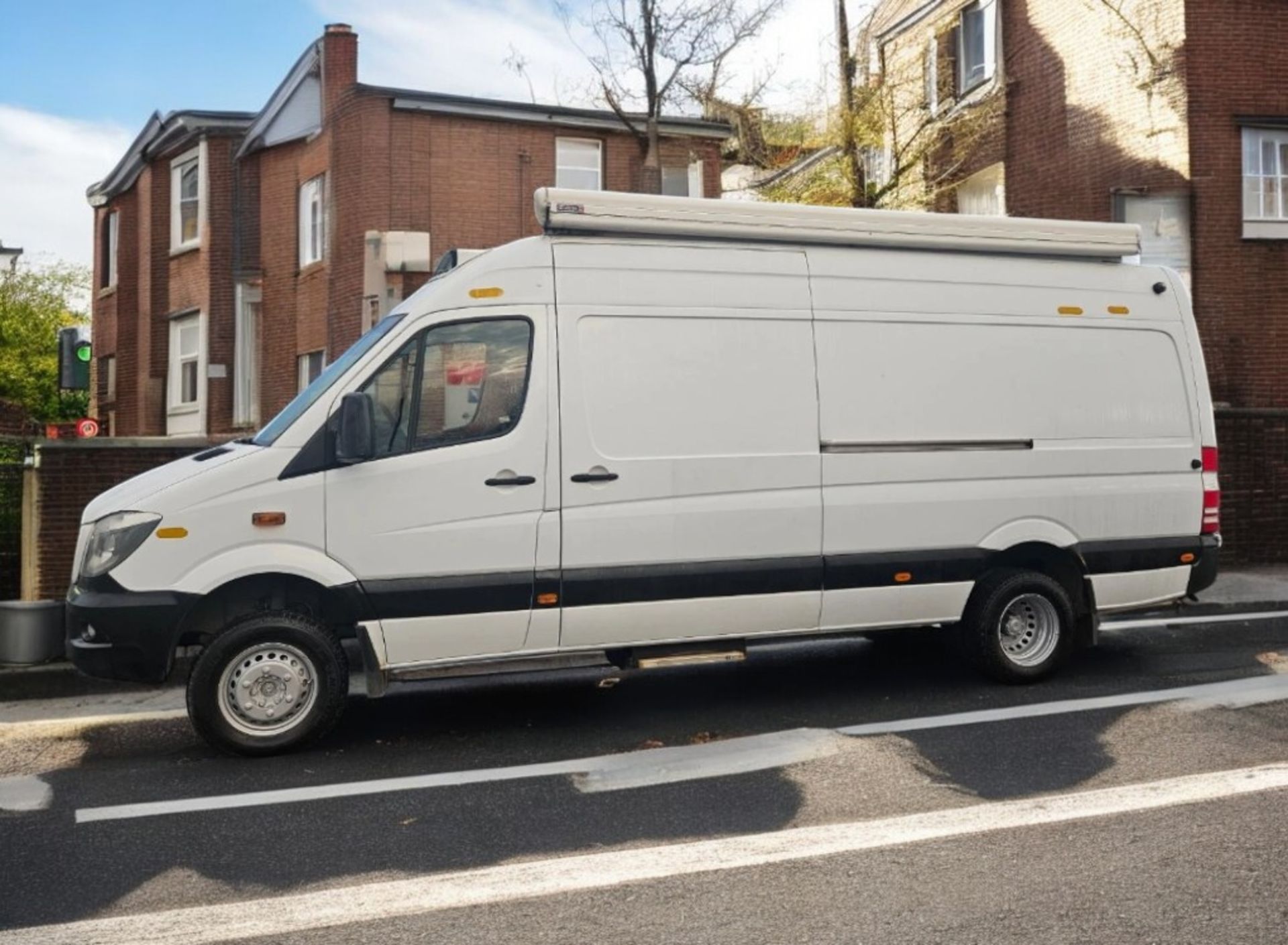 2017 MERCEDES-BENZ SPRINTER 519 CDI 4X4 LWB >>--NO VAT ON HAMMER--<< - Image 6 of 13